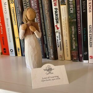 Willow Tree Love of Learning